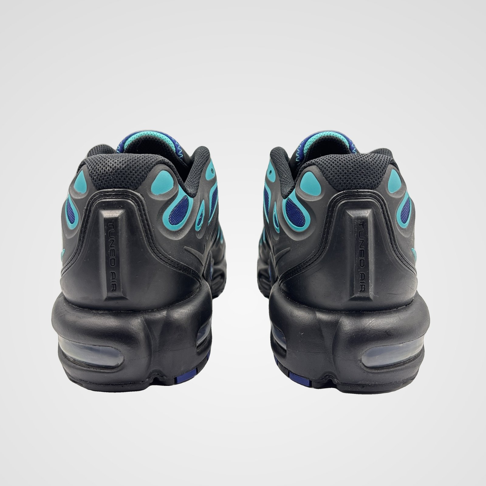 Nike Air Max Plus Drift Nike Air Max Plus Drift - Image 4