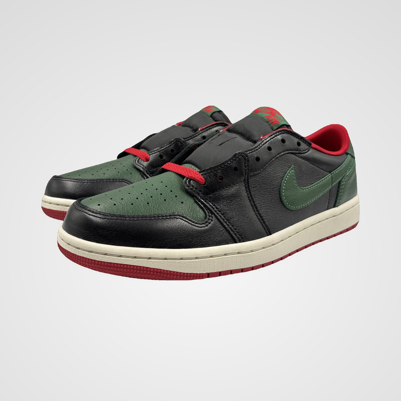 Air Jordan 1 Retro Low OG Air Jordan 1 Retro Low OG - Image 3